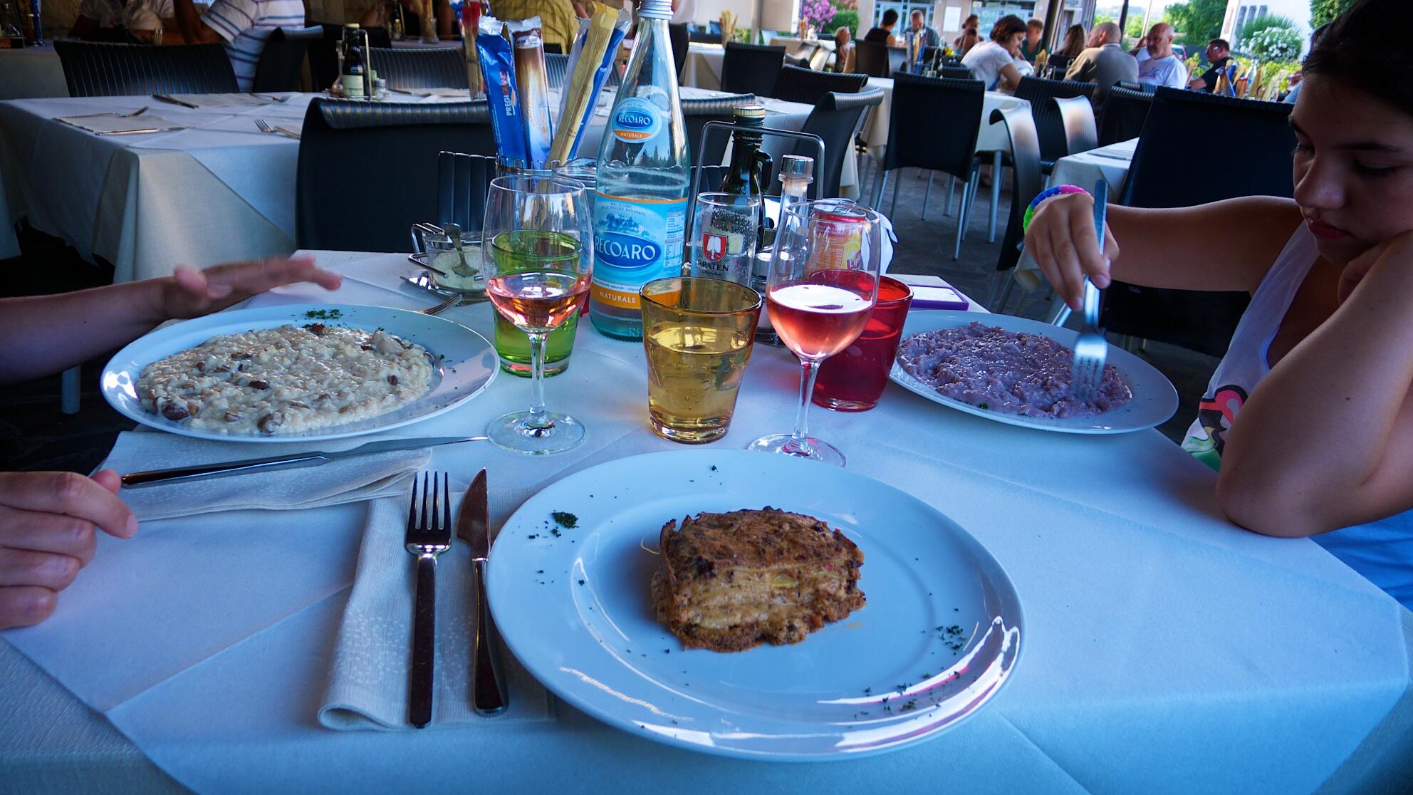 Bild ohne Beschreibung Bild ohne Beschreibung