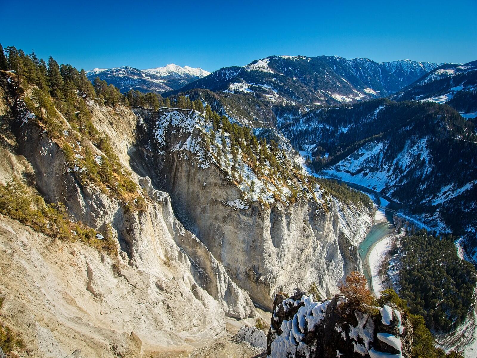 Bild ohne Beschreibung Bild ohne Beschreibung