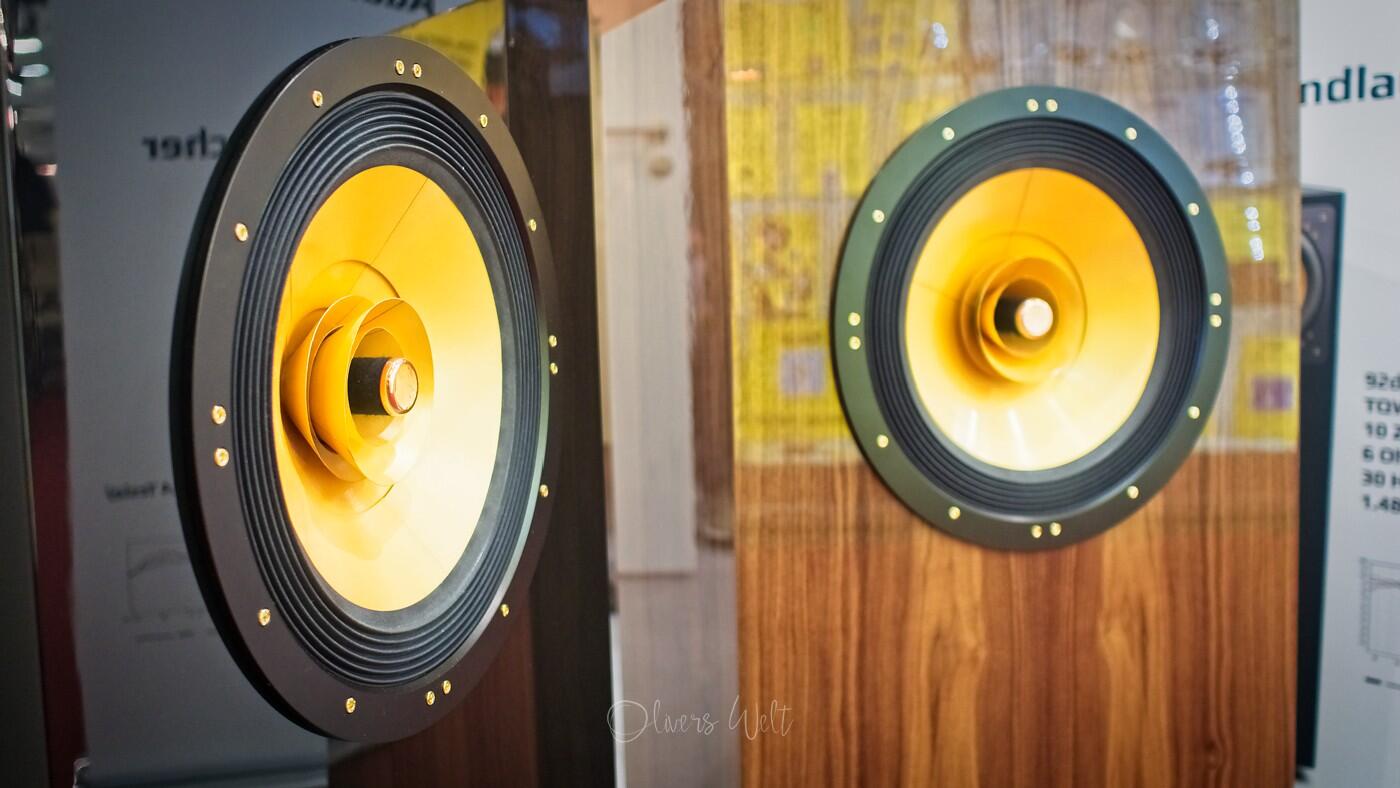 Bild ohne Beschreibung Bild ohne Beschreibung