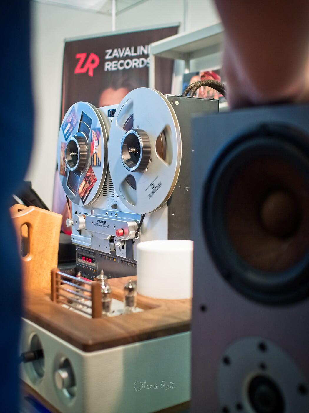 Bild ohne Beschreibung Bild ohne Beschreibung