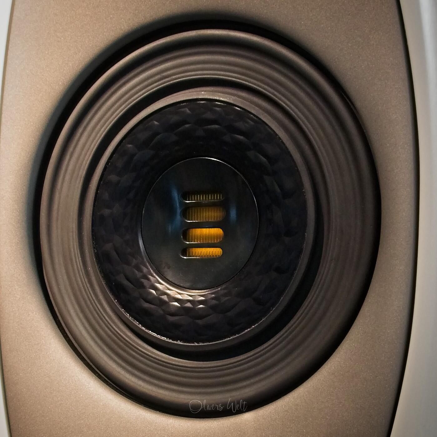 Bild ohne Beschreibung Bild ohne Beschreibung