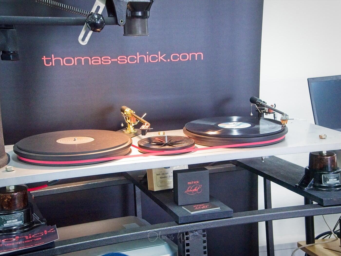 Bild ohne Beschreibung Bild ohne Beschreibung