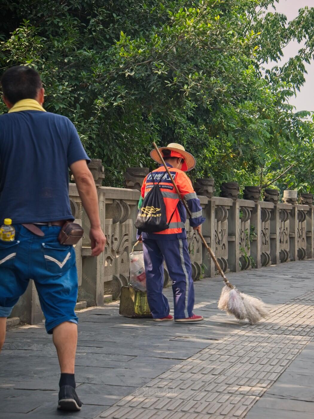 Bild ohne Beschreibung Bild ohne Beschreibung