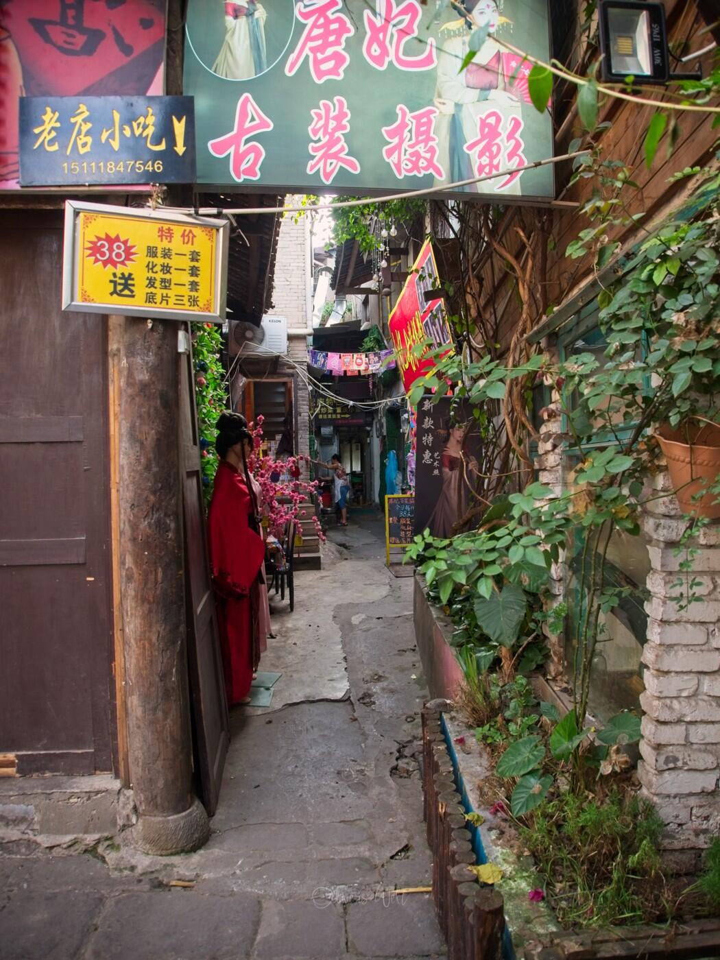 Bild ohne Beschreibung Bild ohne Beschreibung