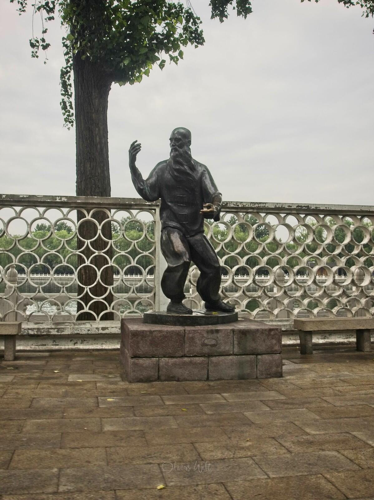 Bild ohne Beschreibung Bild ohne Beschreibung