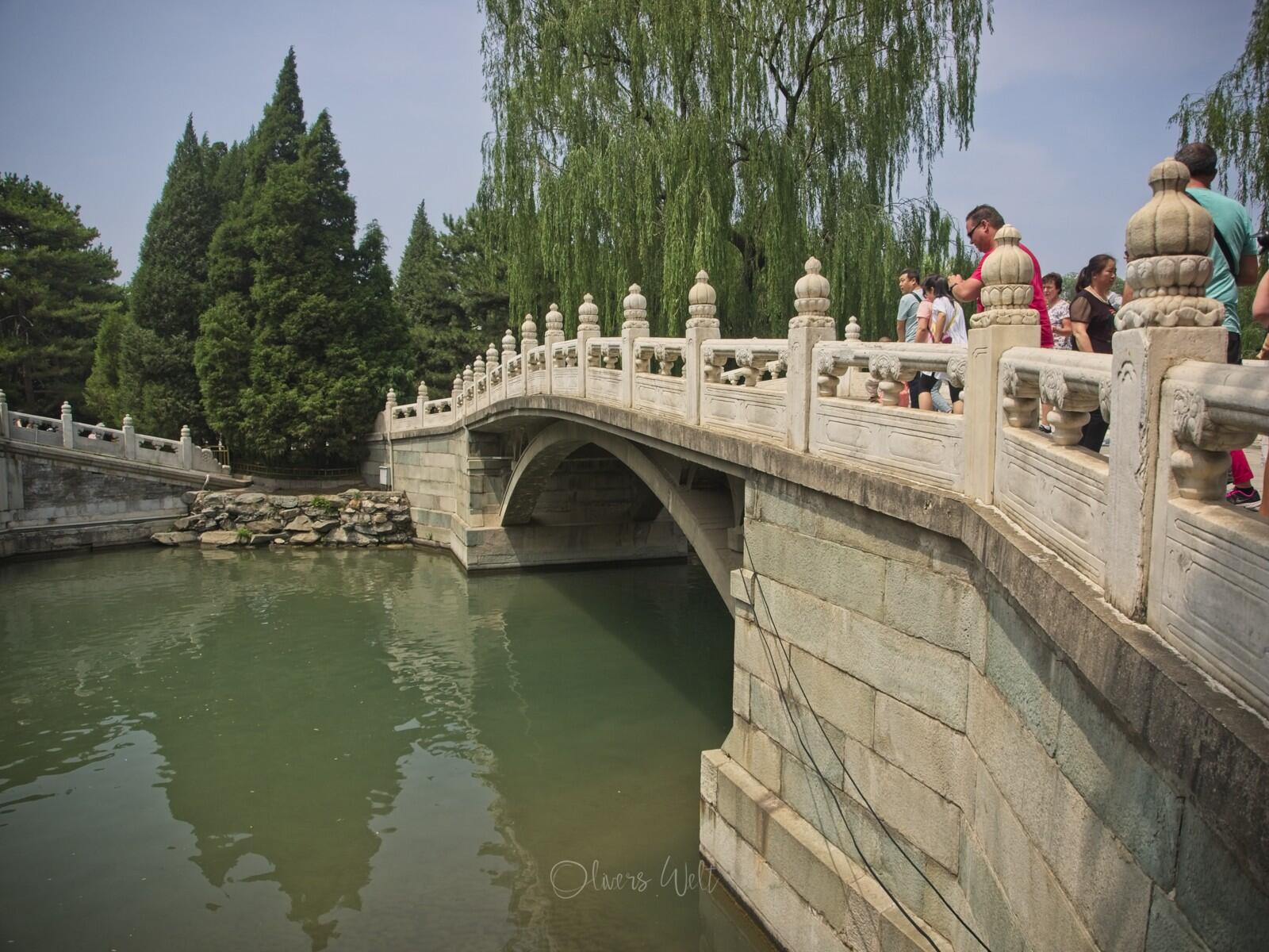 Bild ohne Beschreibung Bild ohne Beschreibung