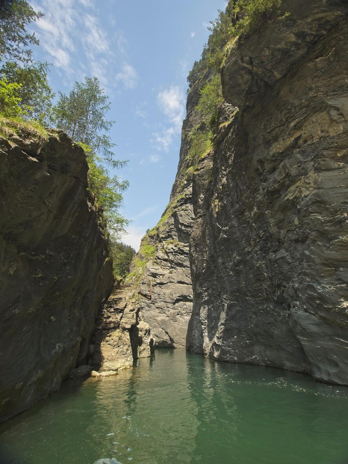Bild ohne Beschreibung Bild ohne Beschreibung