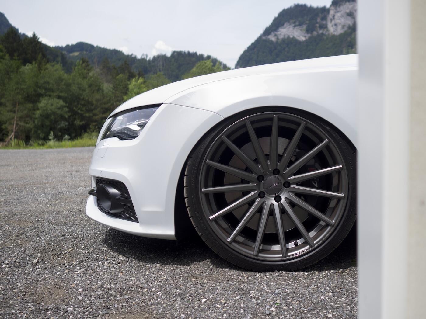 Bild ohne Beschreibung Bild ohne Beschreibung