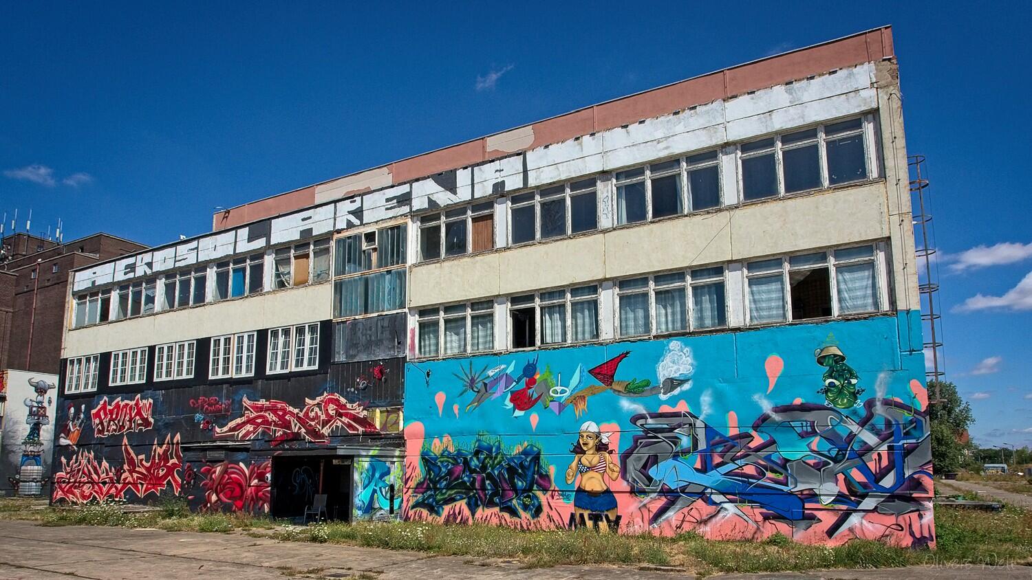 Bild ohne Beschreibung Bild ohne Beschreibung