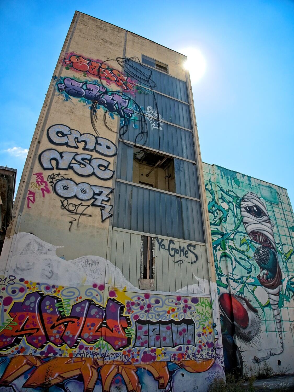 Bild ohne Beschreibung Bild ohne Beschreibung