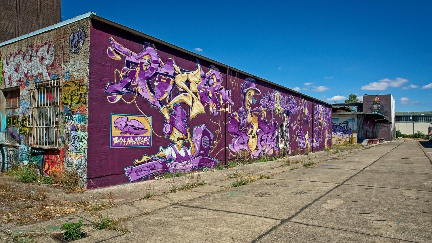 Bild ohne Beschreibung Bild ohne Beschreibung