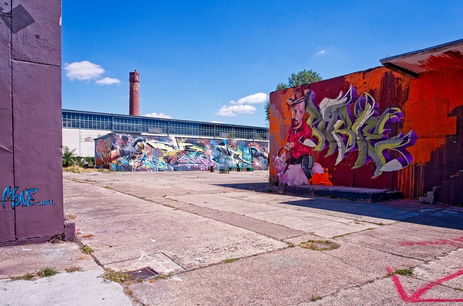 Bild ohne Beschreibung Bild ohne Beschreibung