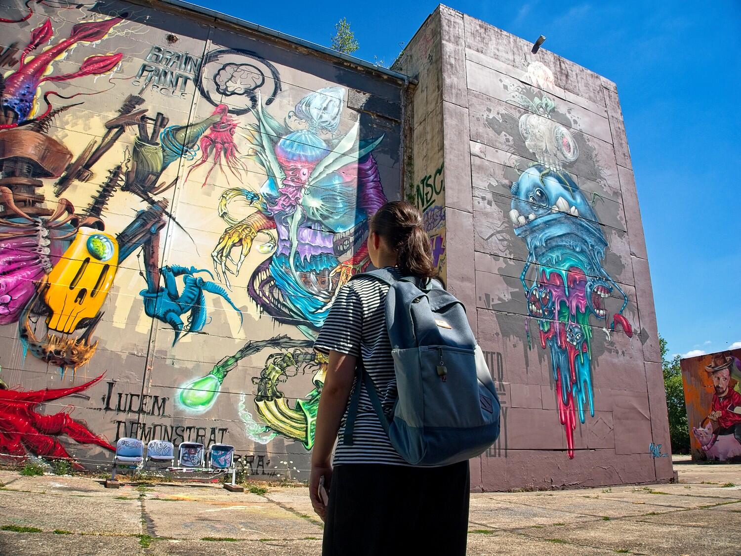 Bild ohne Beschreibung Bild ohne Beschreibung