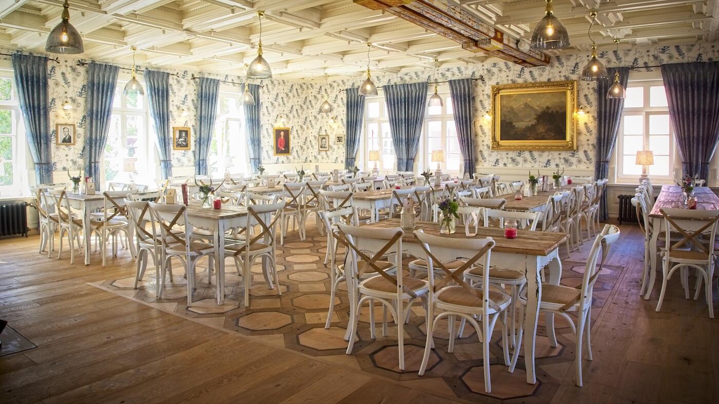 Bild ohne Beschreibung Bild ohne Beschreibung