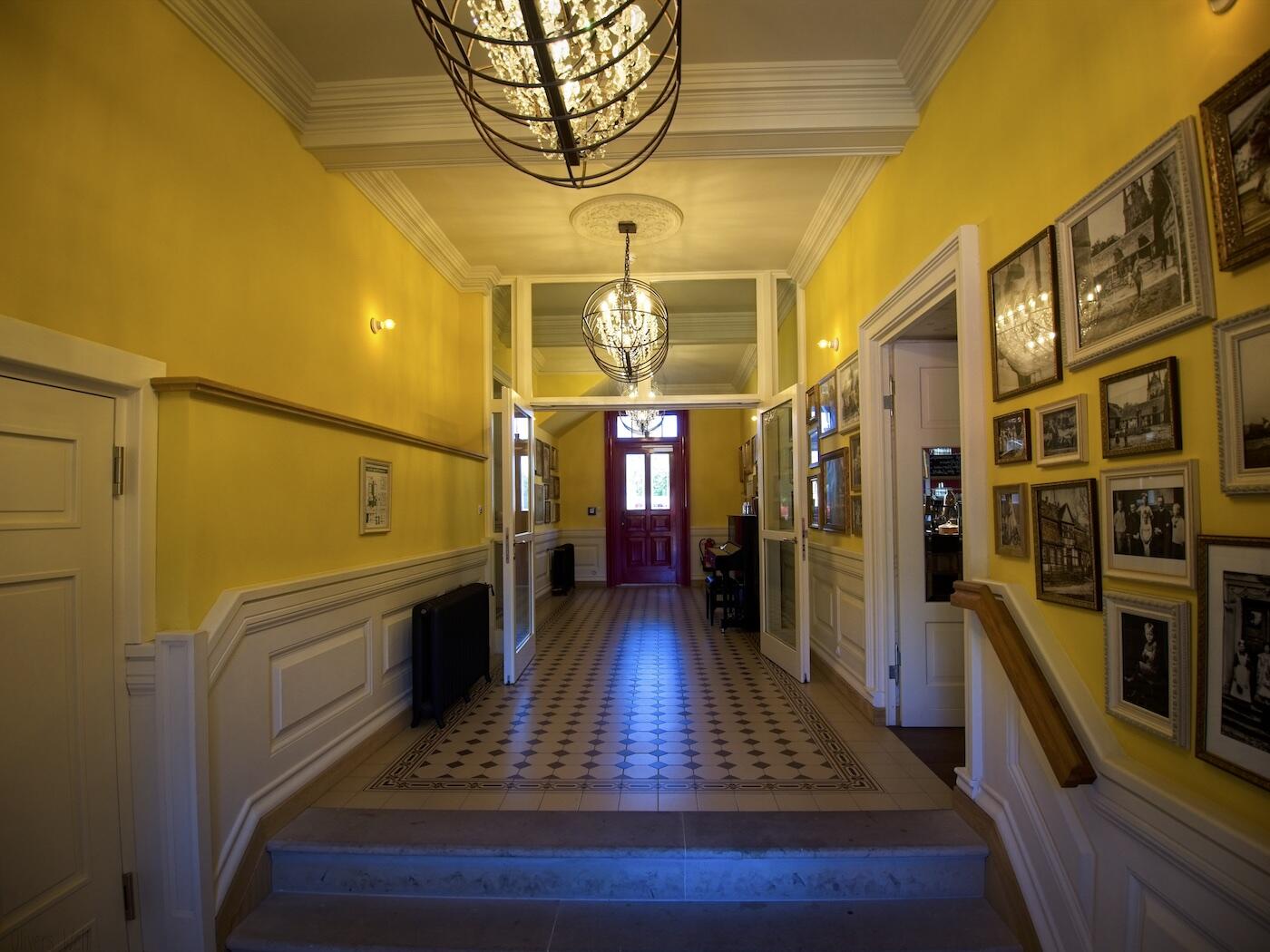 Bild ohne Beschreibung Bild ohne Beschreibung