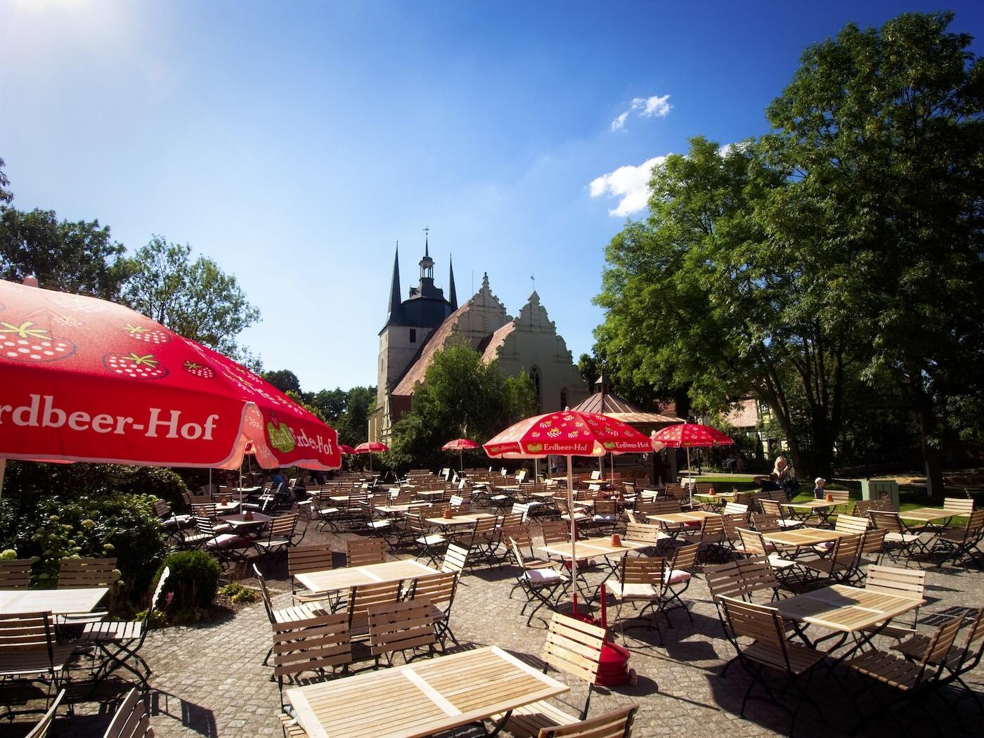 Bild ohne Beschreibung Bild ohne Beschreibung