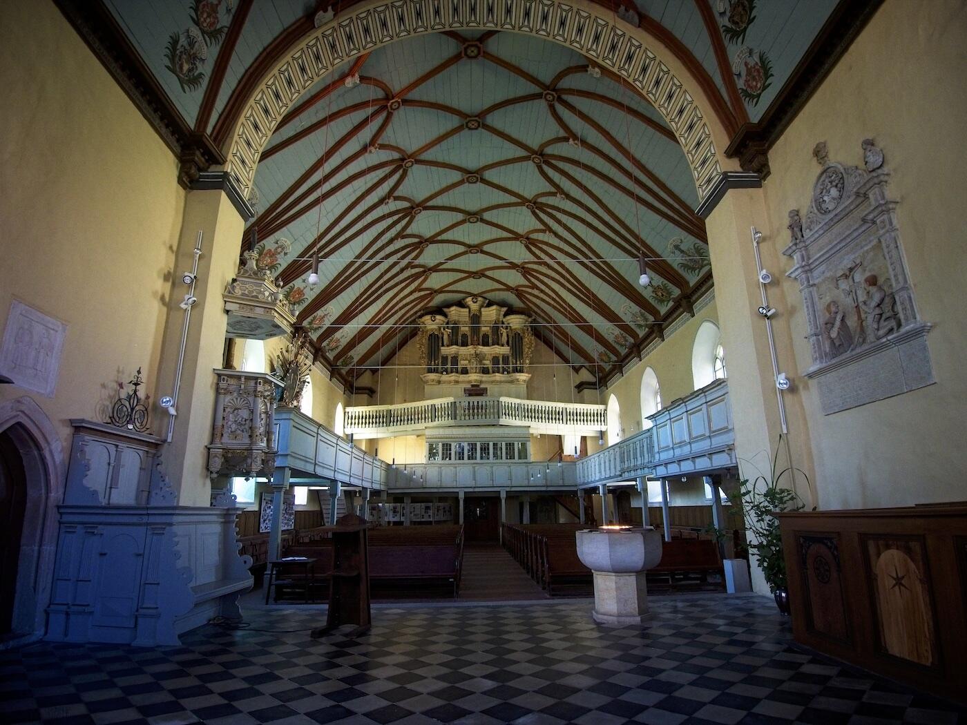 Bild ohne Beschreibung Bild ohne Beschreibung