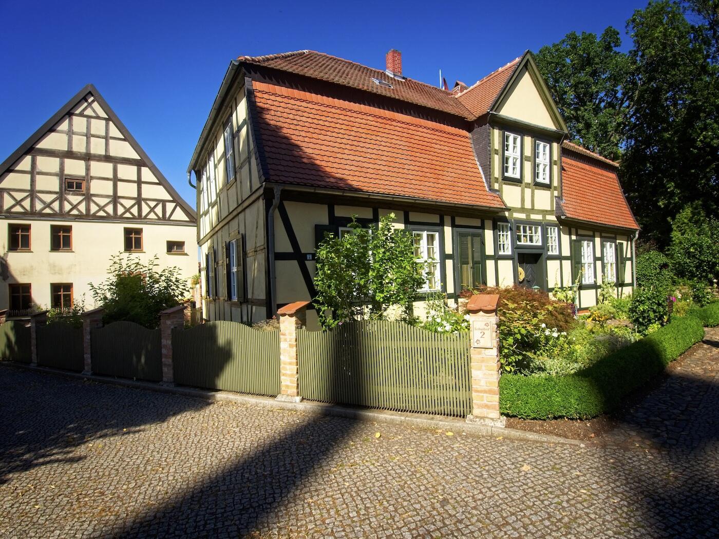 Bild ohne Beschreibung Bild ohne Beschreibung