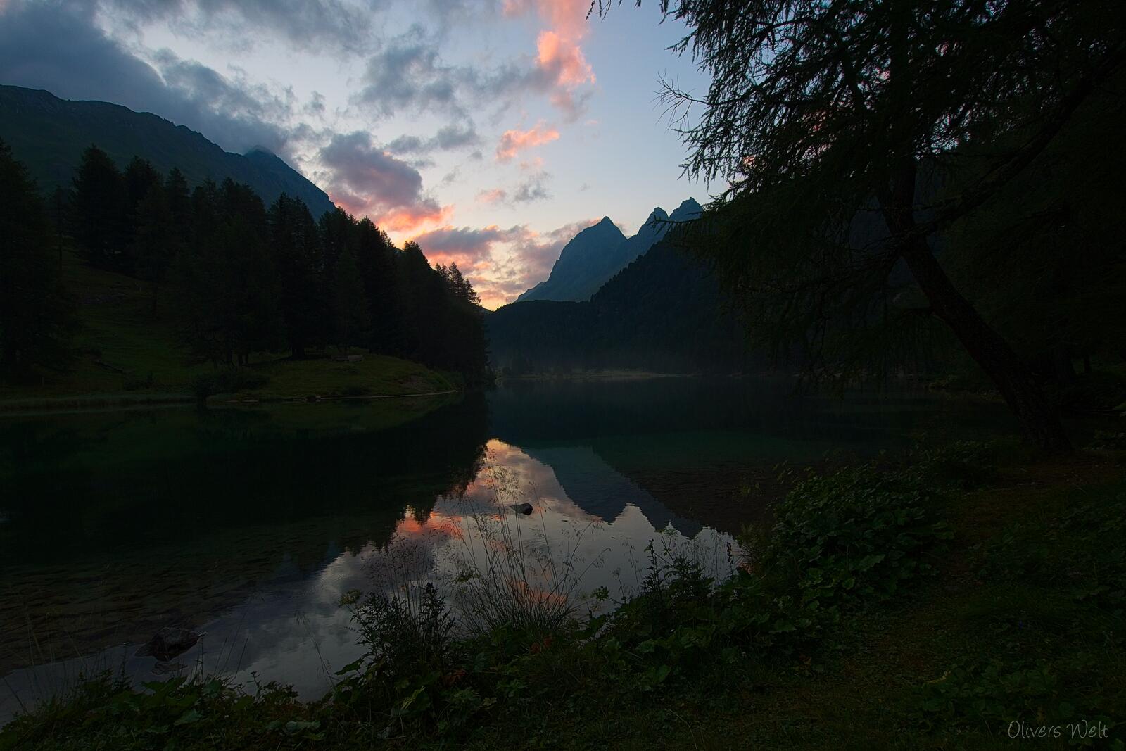 Bild ohne Beschreibung Bild ohne Beschreibung