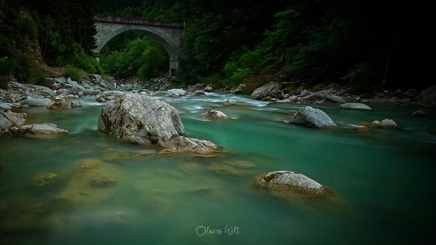 Bild ohne Beschreibung Bild ohne Beschreibung