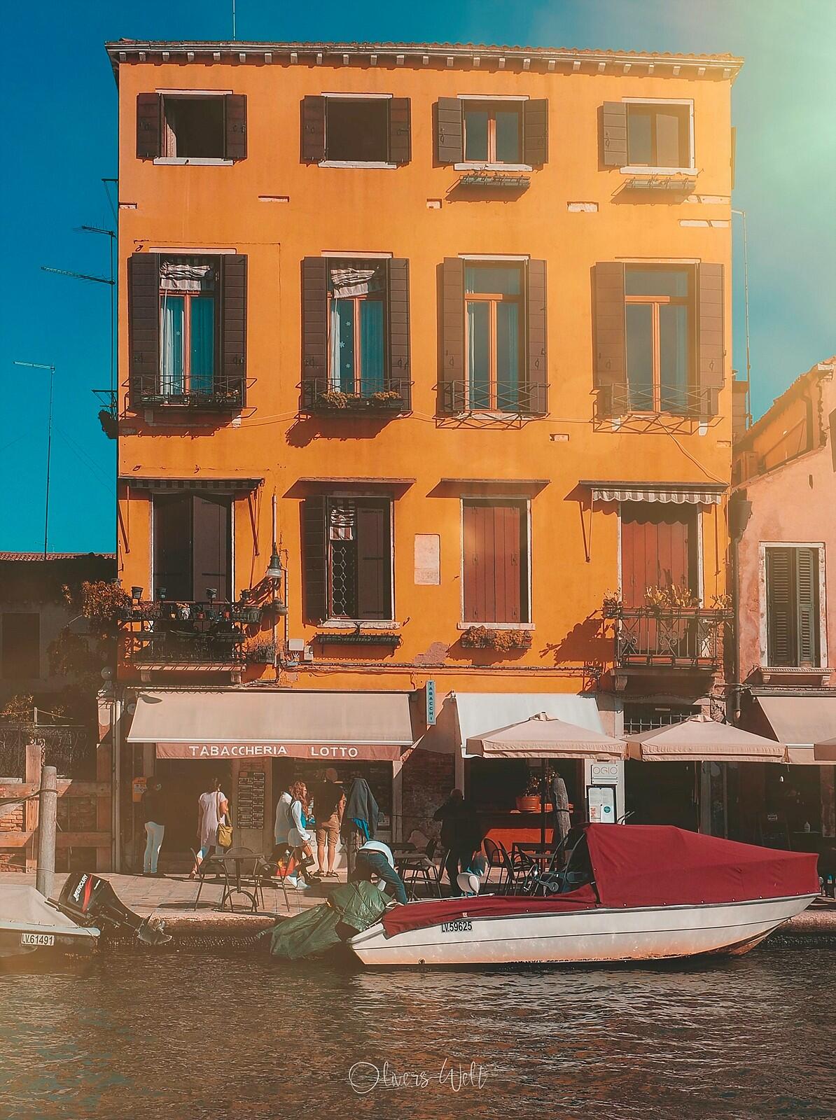 Bild ohne Beschreibung Bild ohne Beschreibung