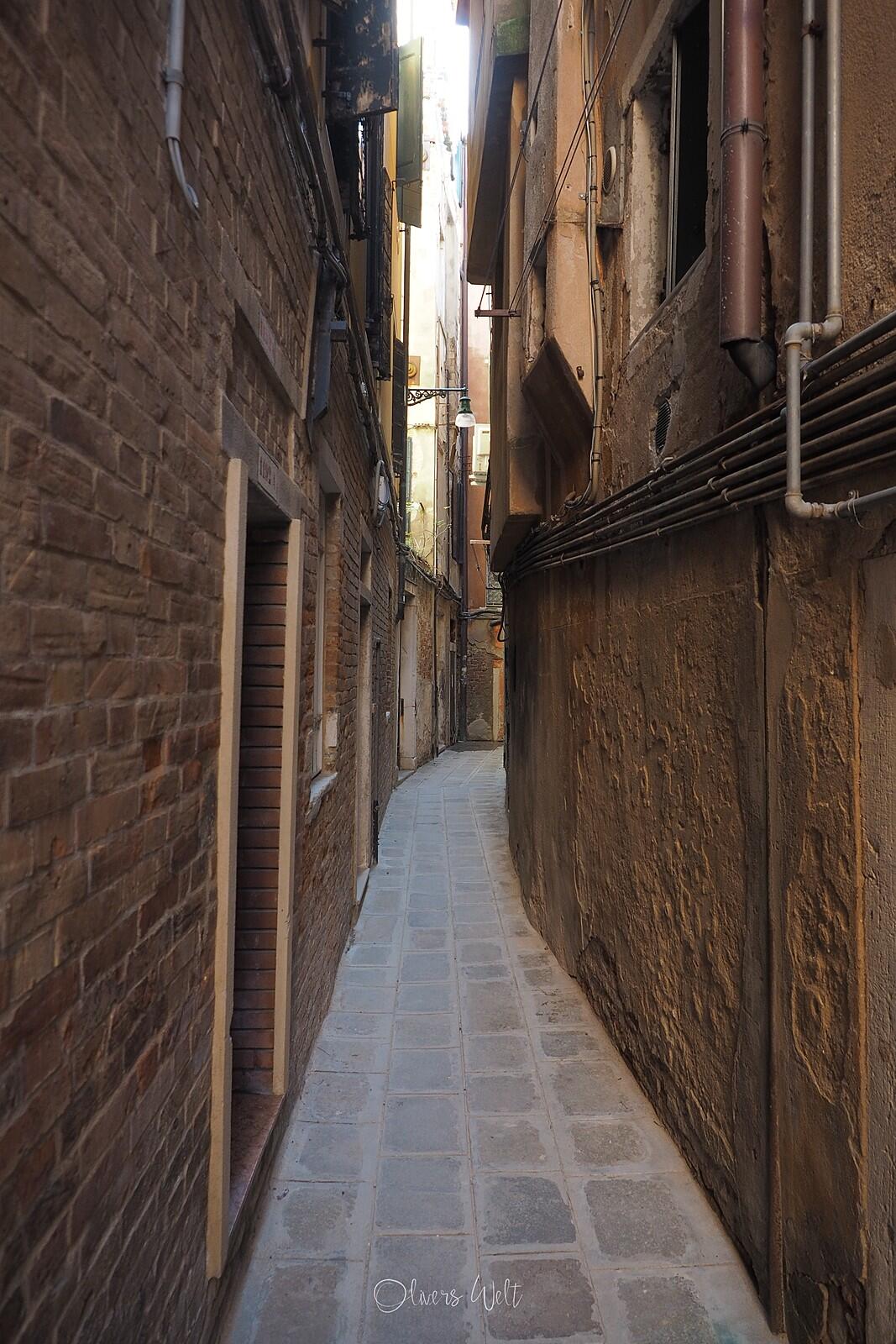 Bild ohne Beschreibung Bild ohne Beschreibung