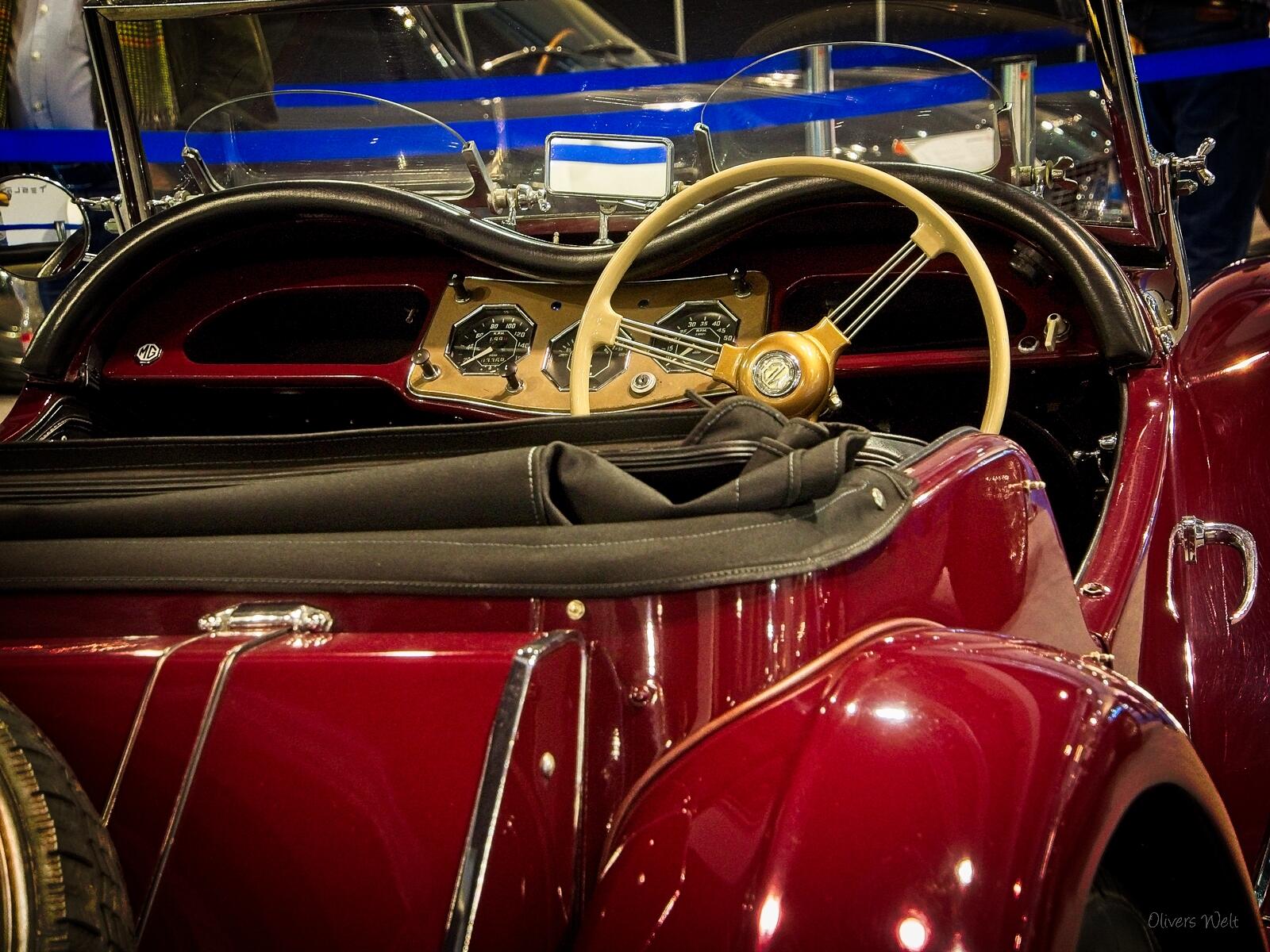 Bild ohne Beschreibung Bild ohne Beschreibung