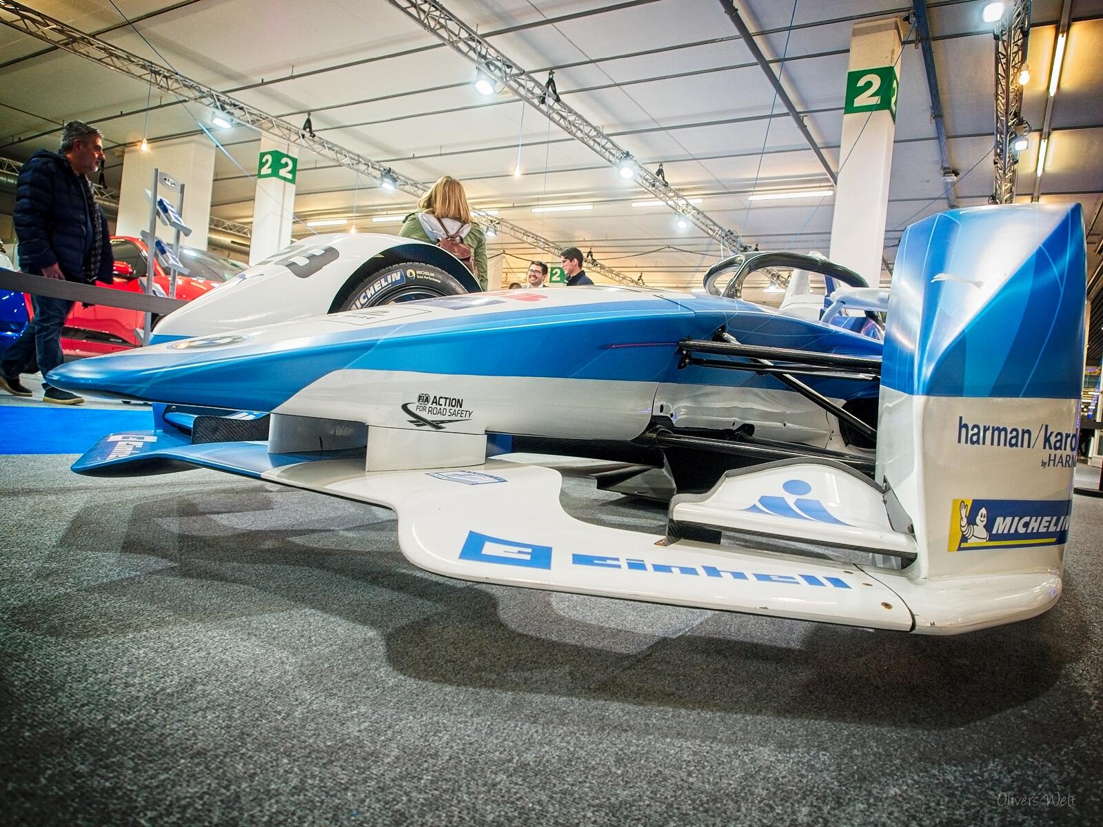 Bild ohne Beschreibung Bild ohne Beschreibung