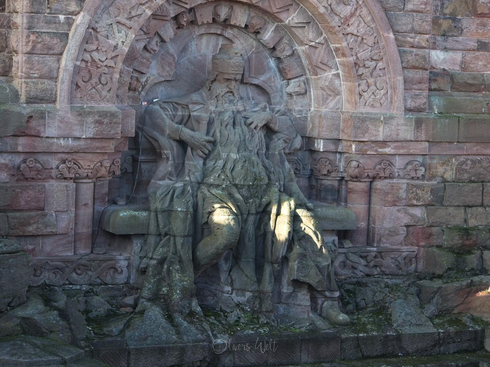 Bild ohne Beschreibung Bild ohne Beschreibung