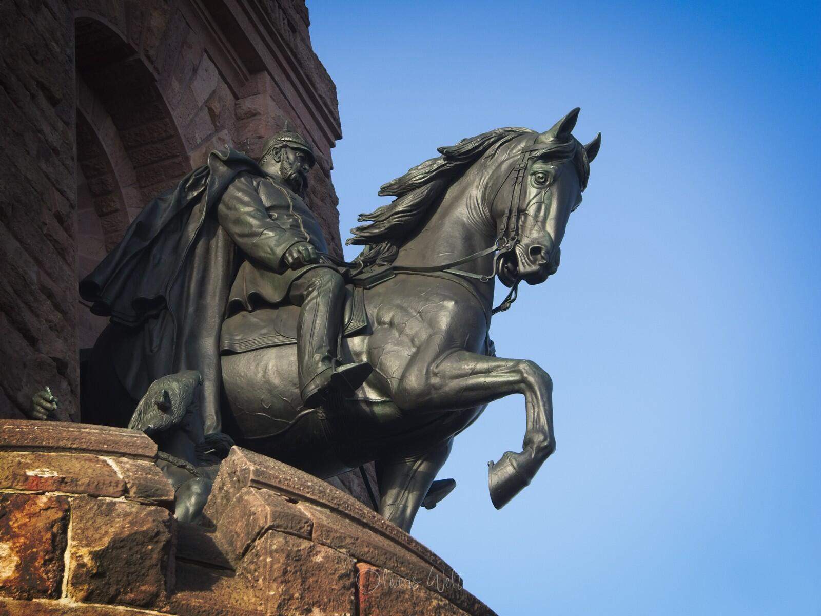 Bild ohne Beschreibung Bild ohne Beschreibung