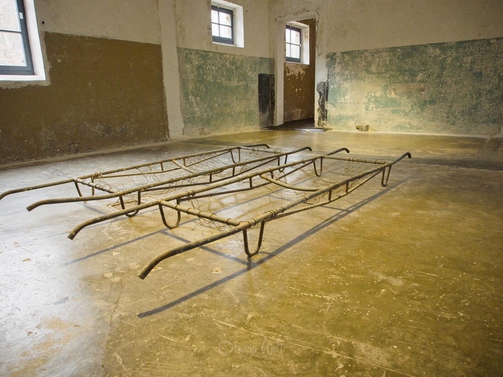 Bild ohne Beschreibung Bild ohne Beschreibung