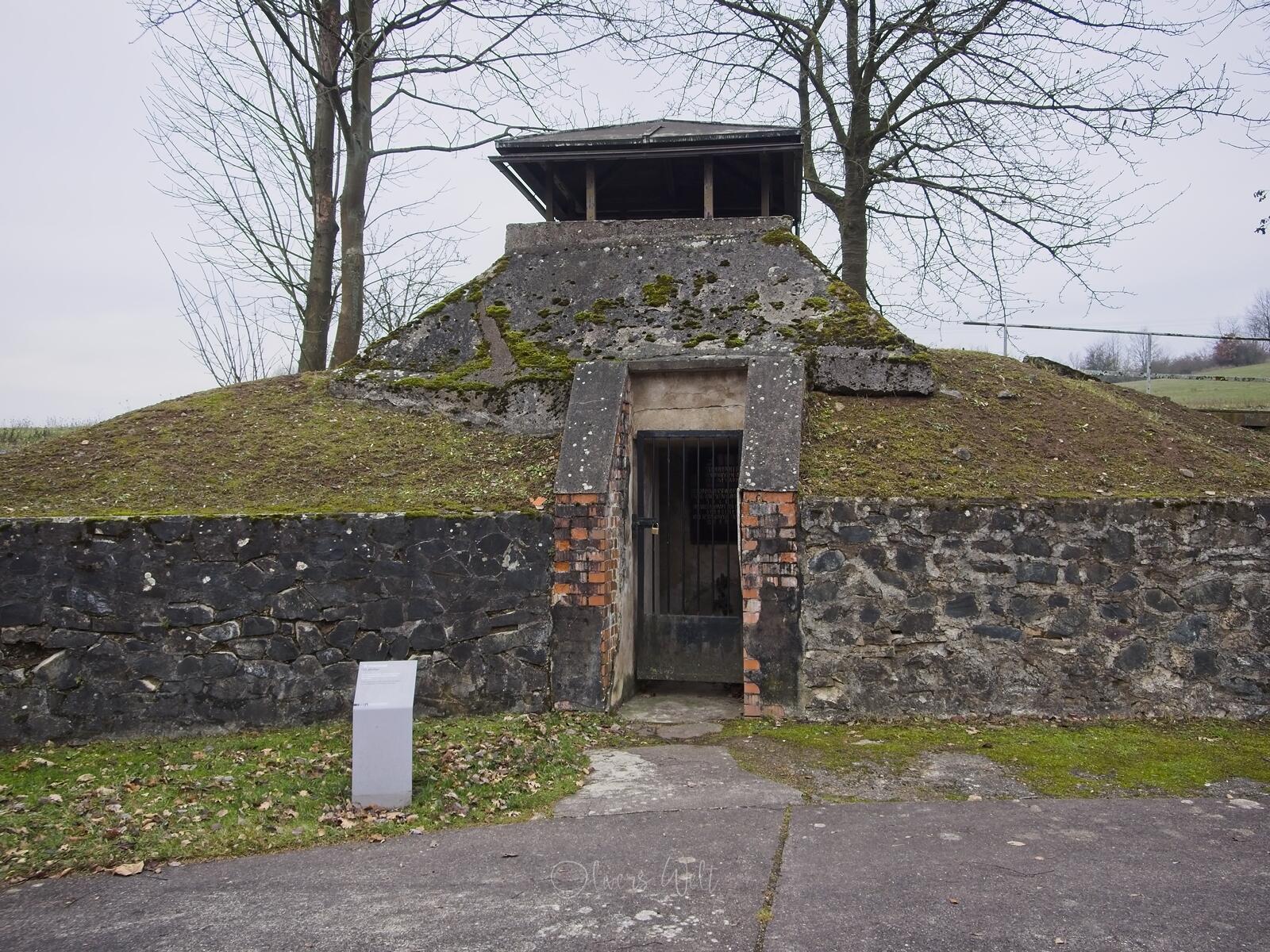 Bild ohne Beschreibung Bild ohne Beschreibung