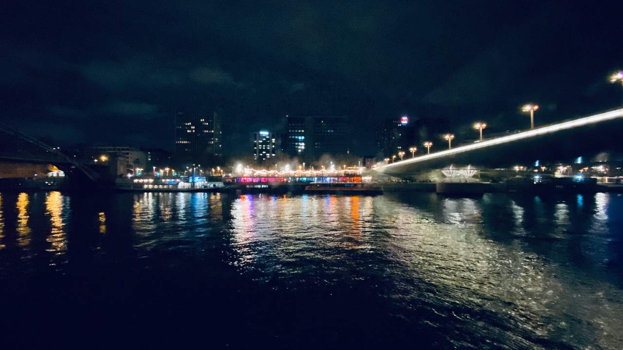 Bild ohne Beschreibung