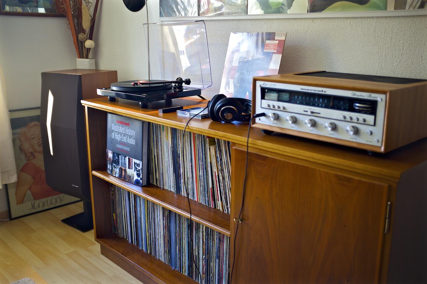 Plattenspieler-Music-Hall-mmf2.2-Vintage-Hifi-Setup-Vinyl-Recordplayer 15 Plattenspieler-Music-Hall-mmf2.2-Vintage-Hifi-Setup-Vinyl-Recordplayer 15