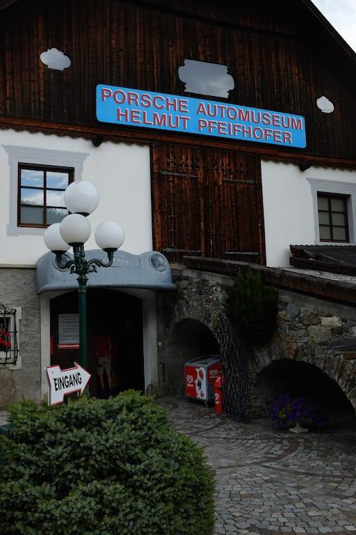 Bild ohne Beschreibung Bild ohne Beschreibung