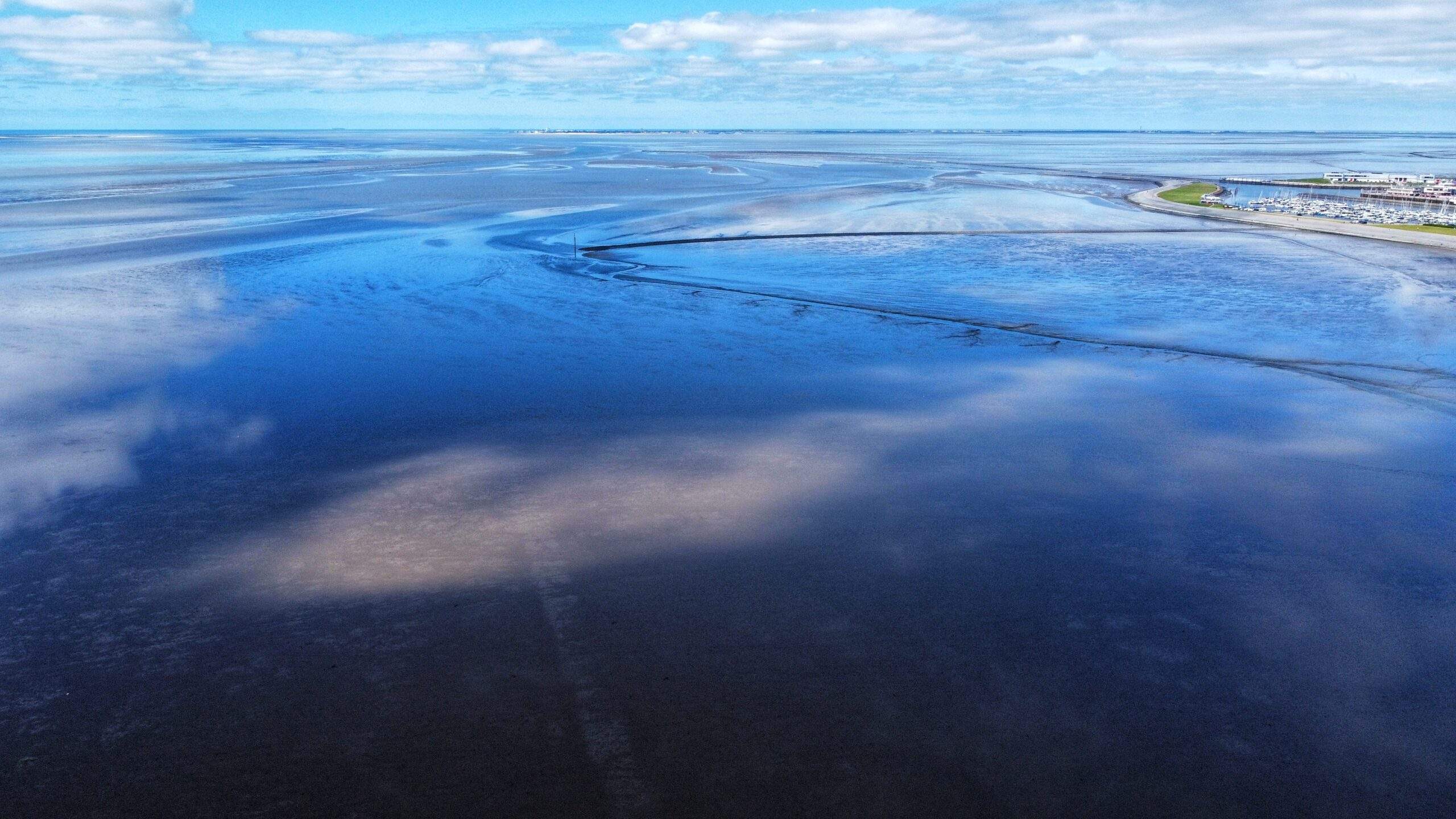 Bild ohne Beschreibung Bild ohne Beschreibung