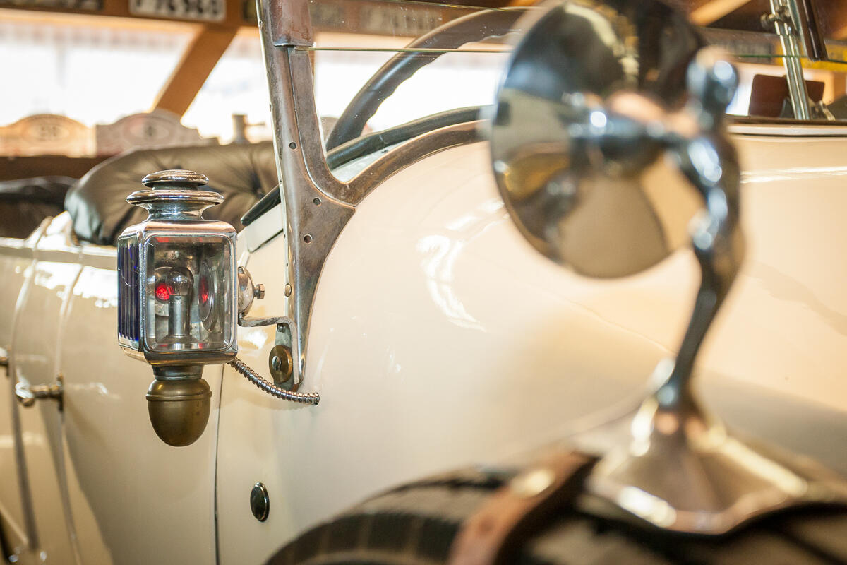 Bild ohne Beschreibung