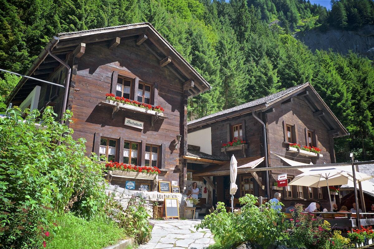 Bild ohne Beschreibung Bild ohne Beschreibung