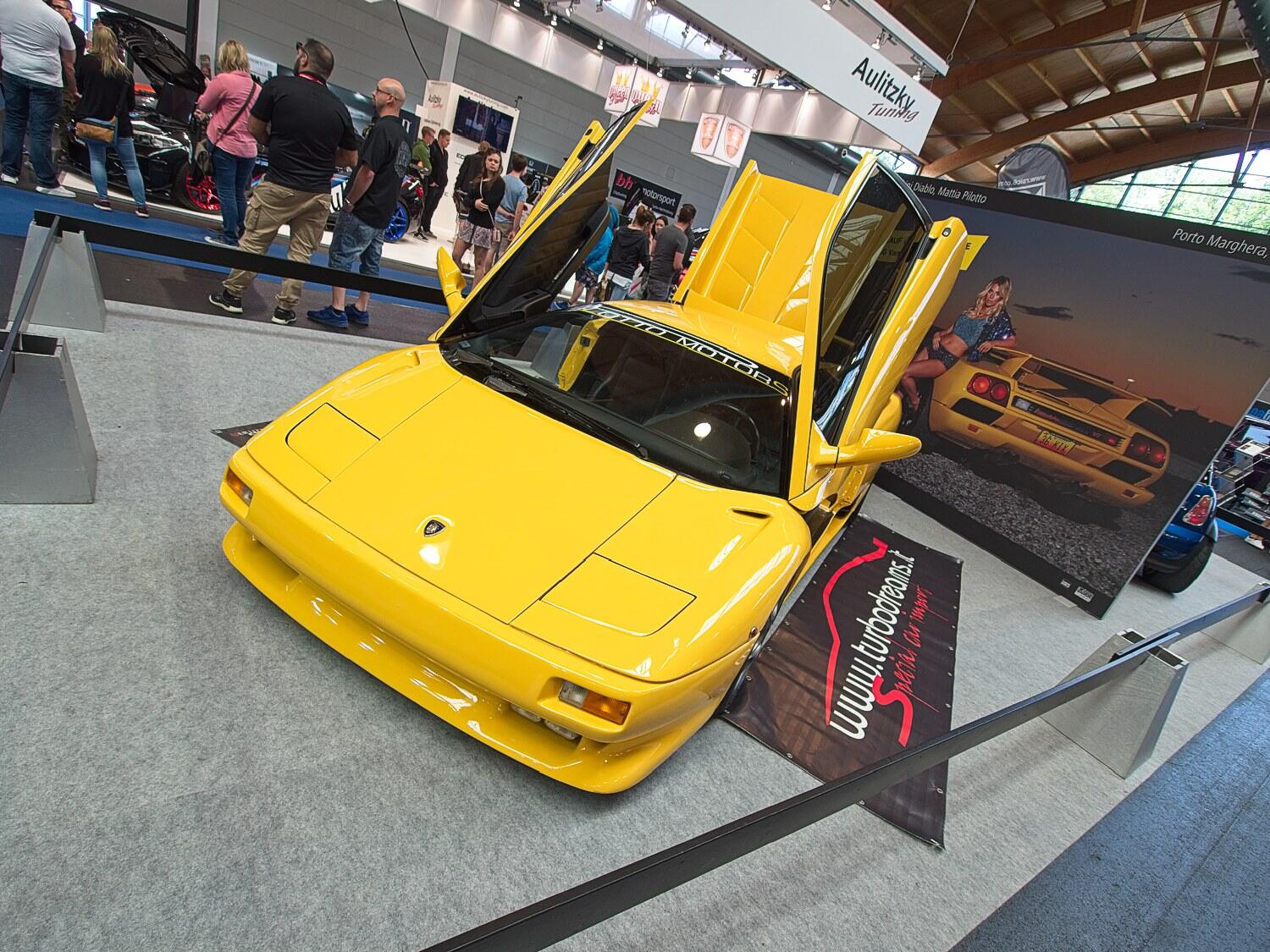 Bild ohne Beschreibung Bild ohne Beschreibung