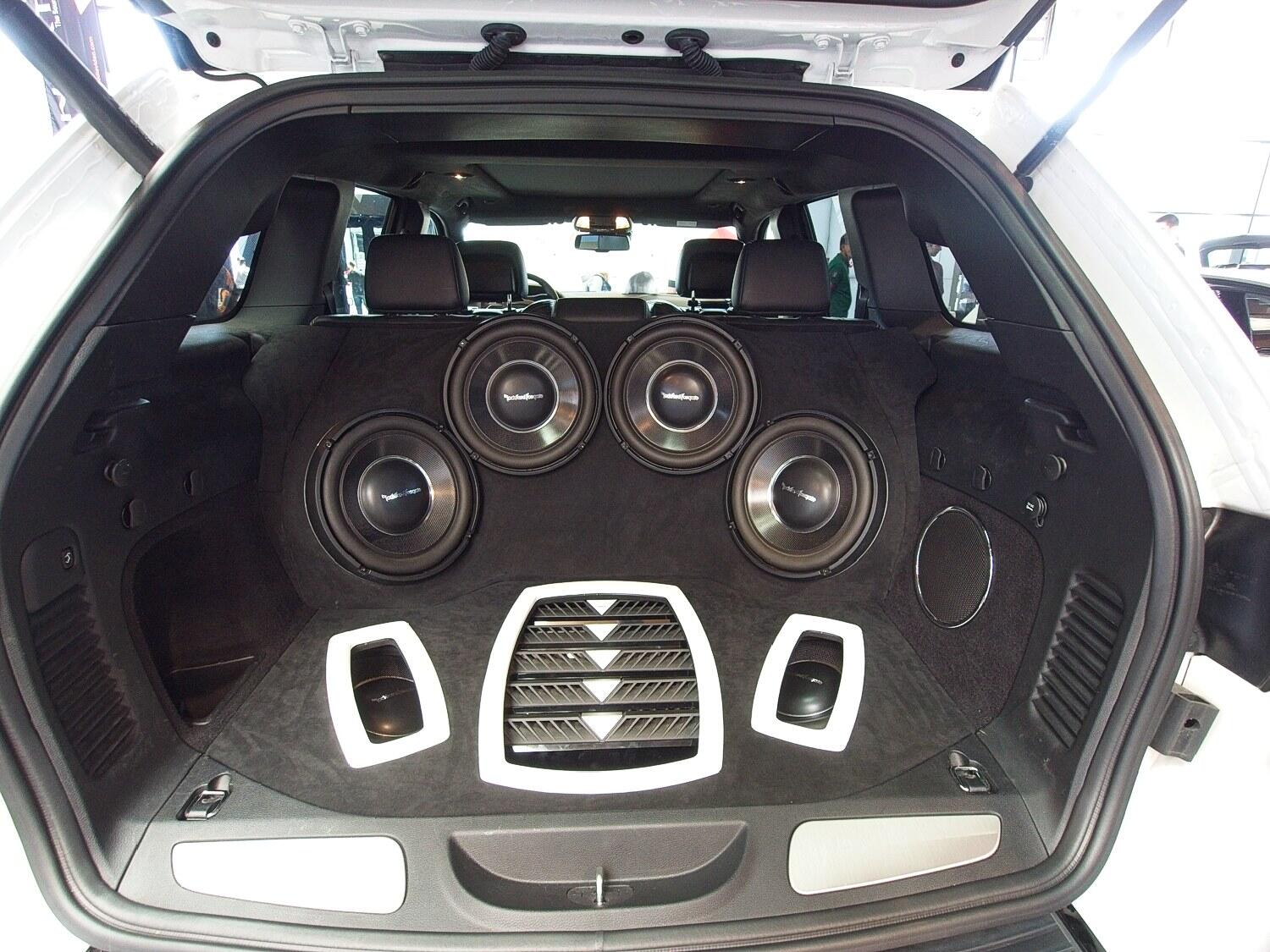 Bild ohne Beschreibung Bild ohne Beschreibung