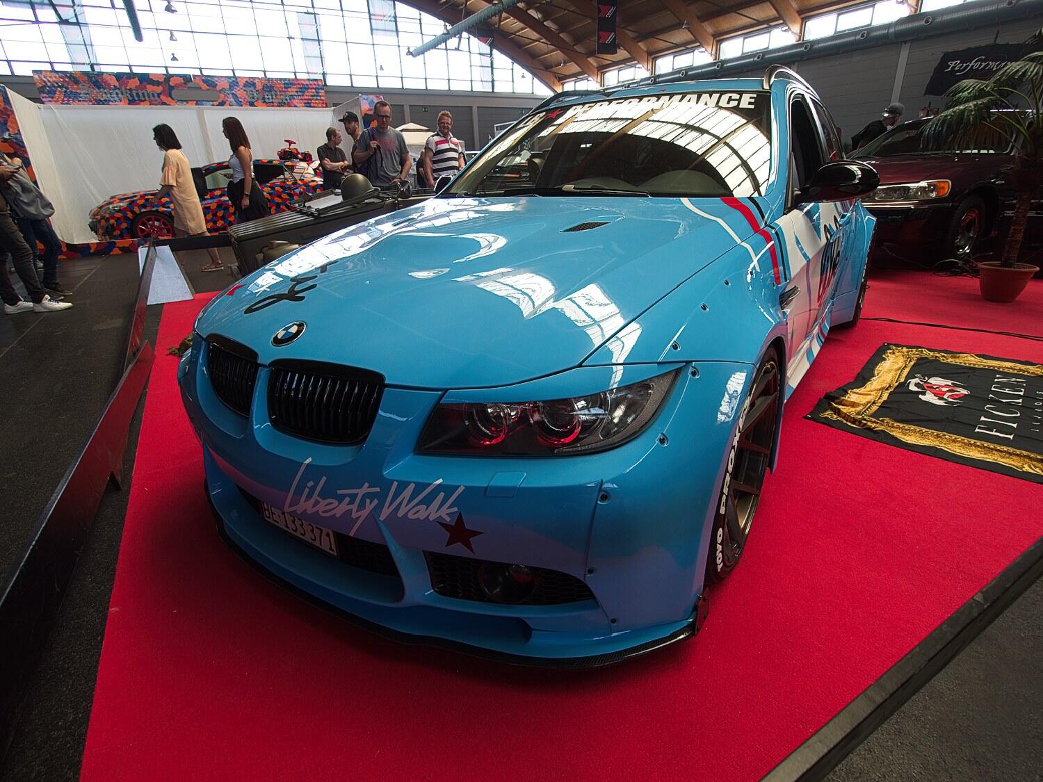 Bild ohne Beschreibung Bild ohne Beschreibung