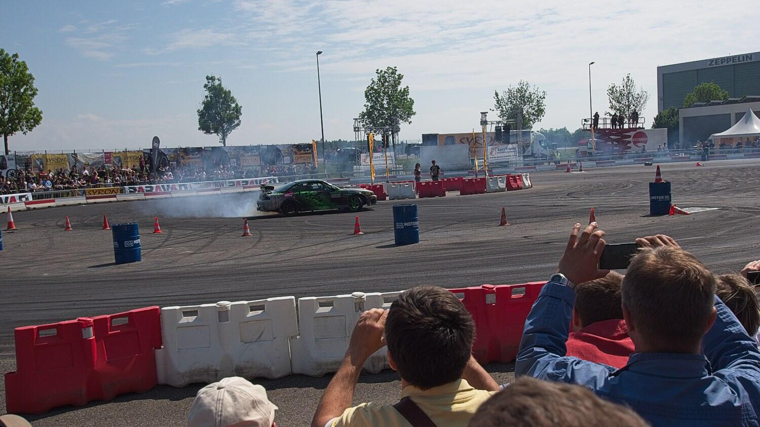 Bild ohne Beschreibung Bild ohne Beschreibung