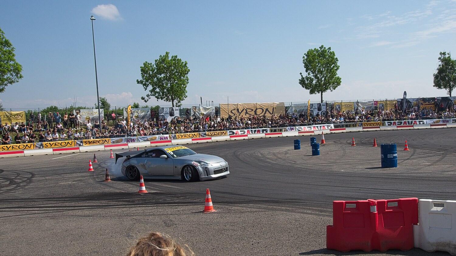 Bild ohne Beschreibung Bild ohne Beschreibung