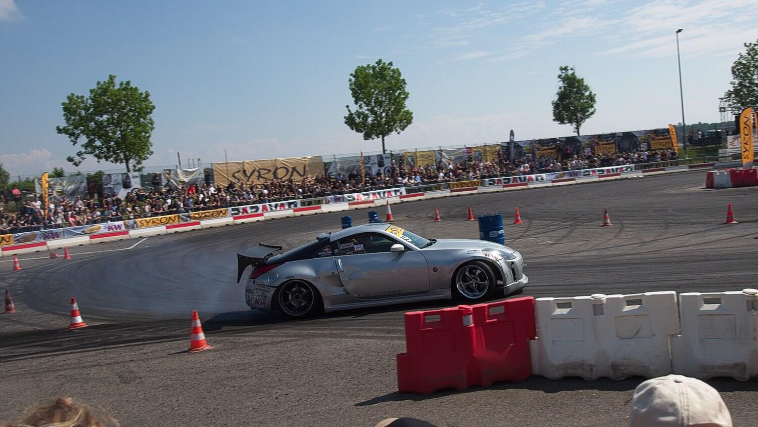 Bild ohne Beschreibung Bild ohne Beschreibung