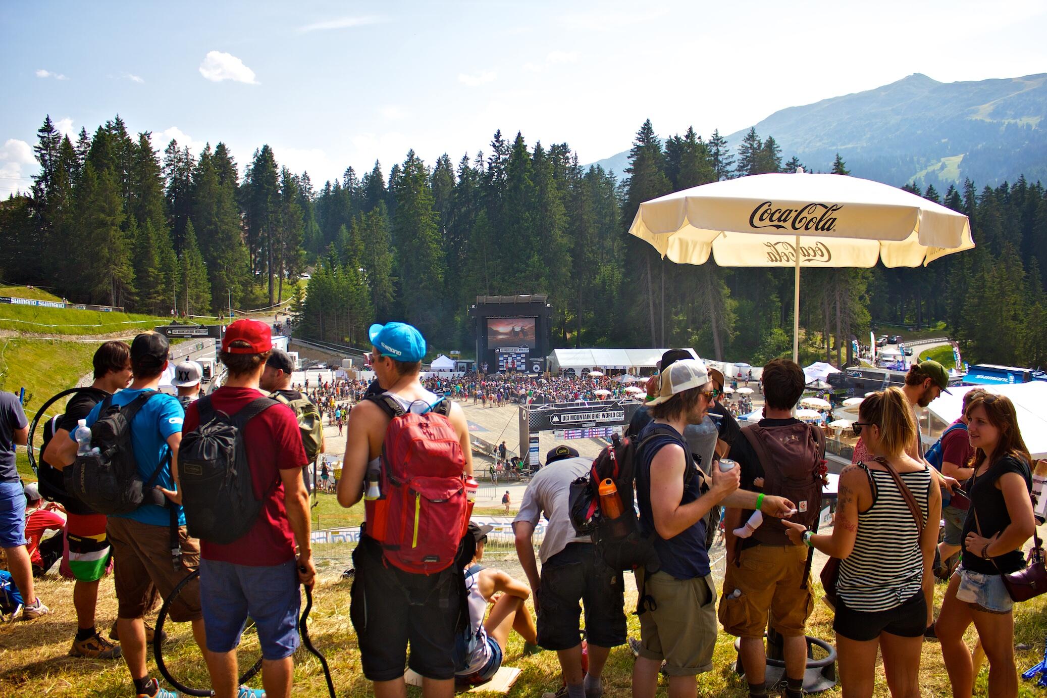 Bild ohne Beschreibung Bild ohne Beschreibung