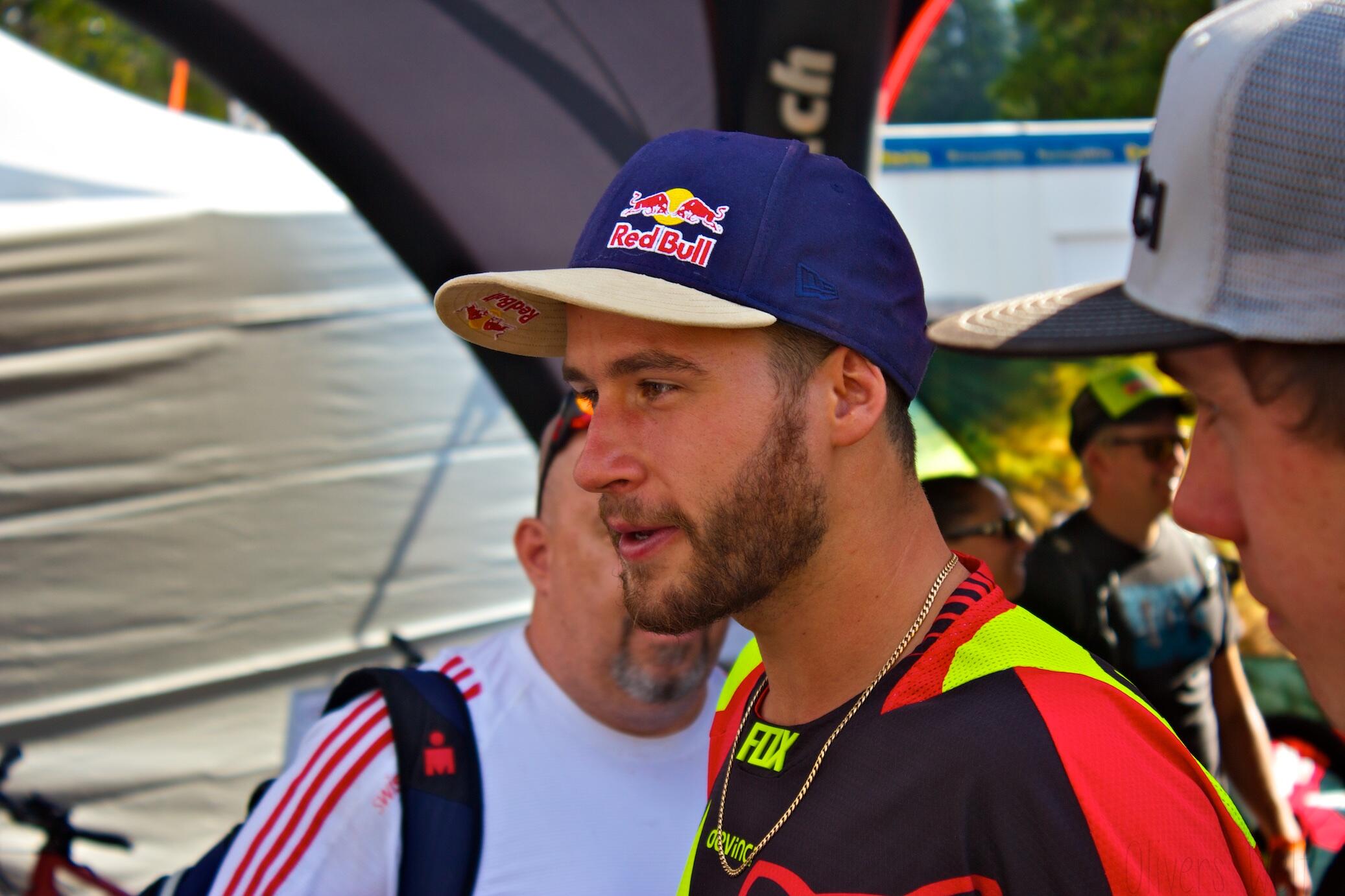 Bild ohne Beschreibung Bild ohne Beschreibung