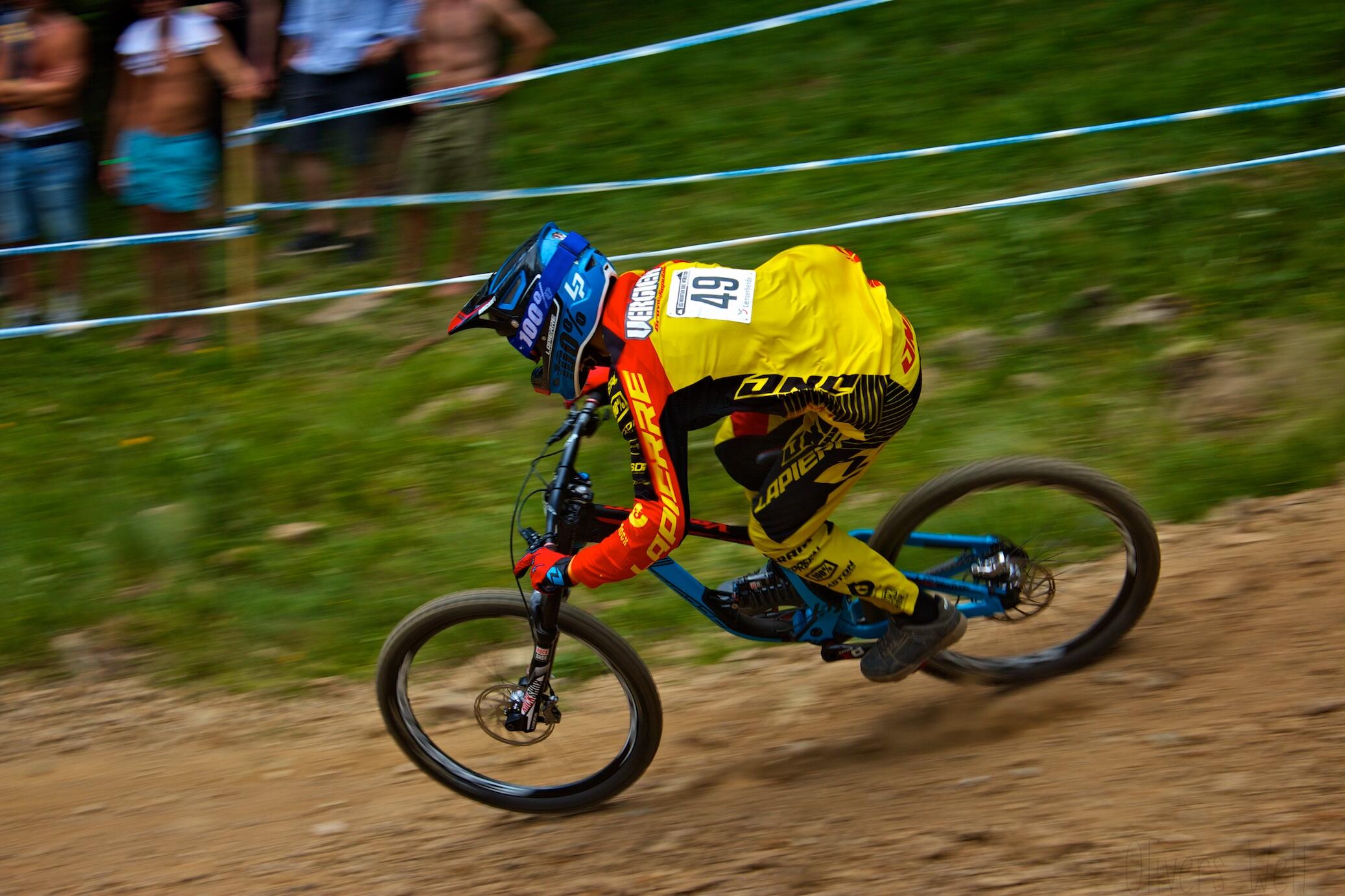 Bild ohne Beschreibung Bild ohne Beschreibung