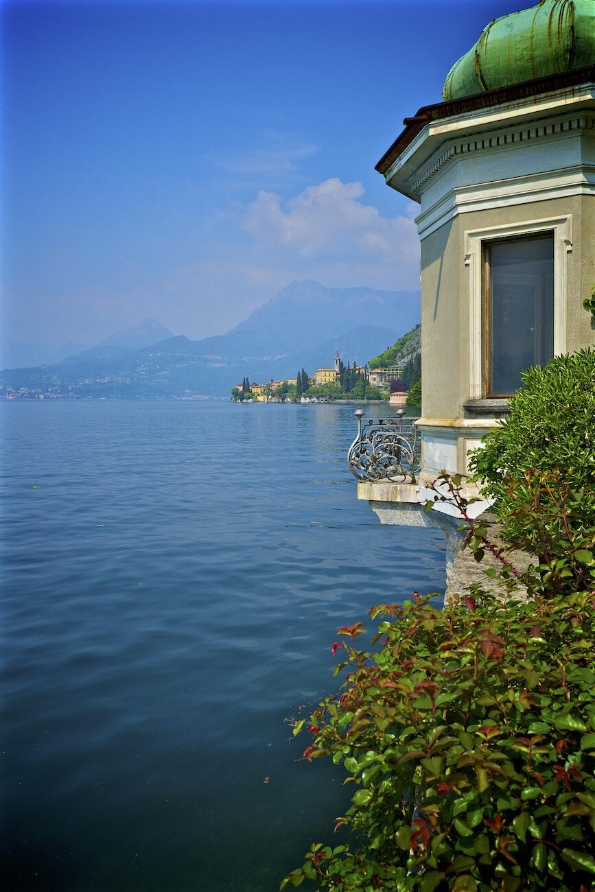 Varenna-Comer-See-Como-Schweiz-Italien