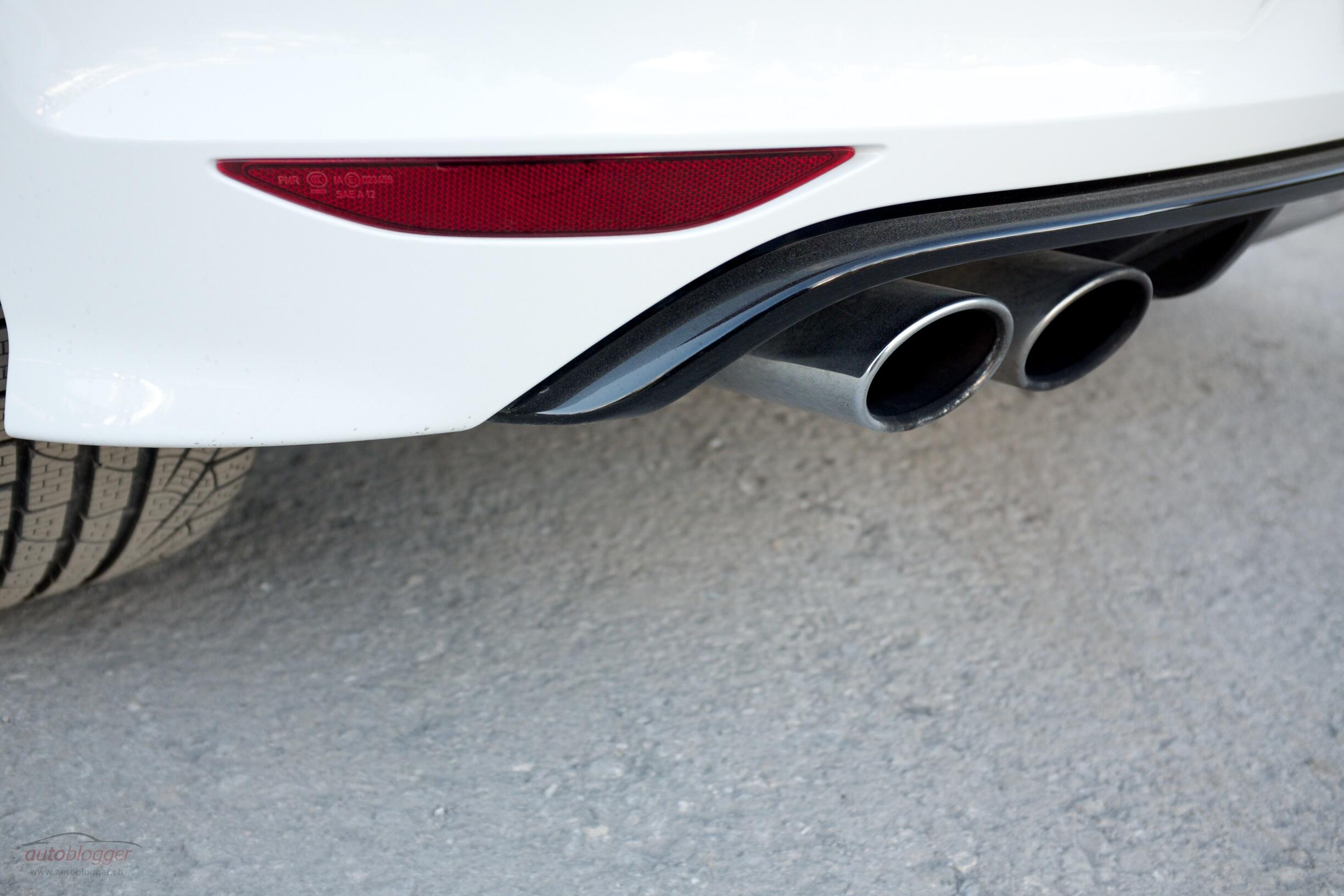 Bild ohne Beschreibung Bild ohne Beschreibung