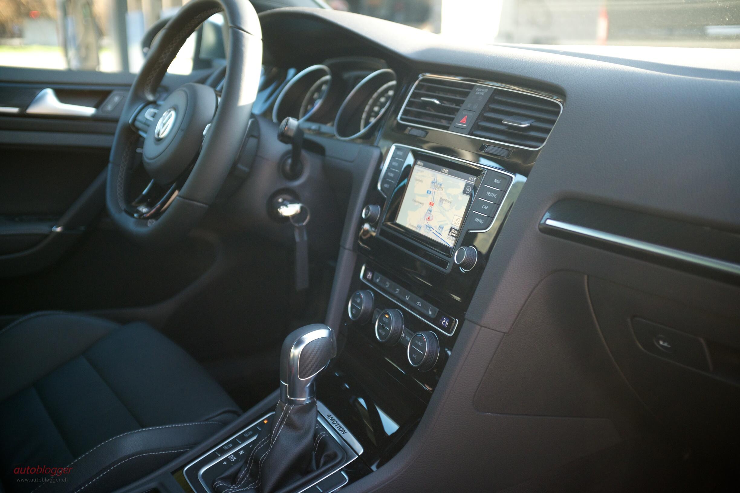 Bild ohne Beschreibung Bild ohne Beschreibung